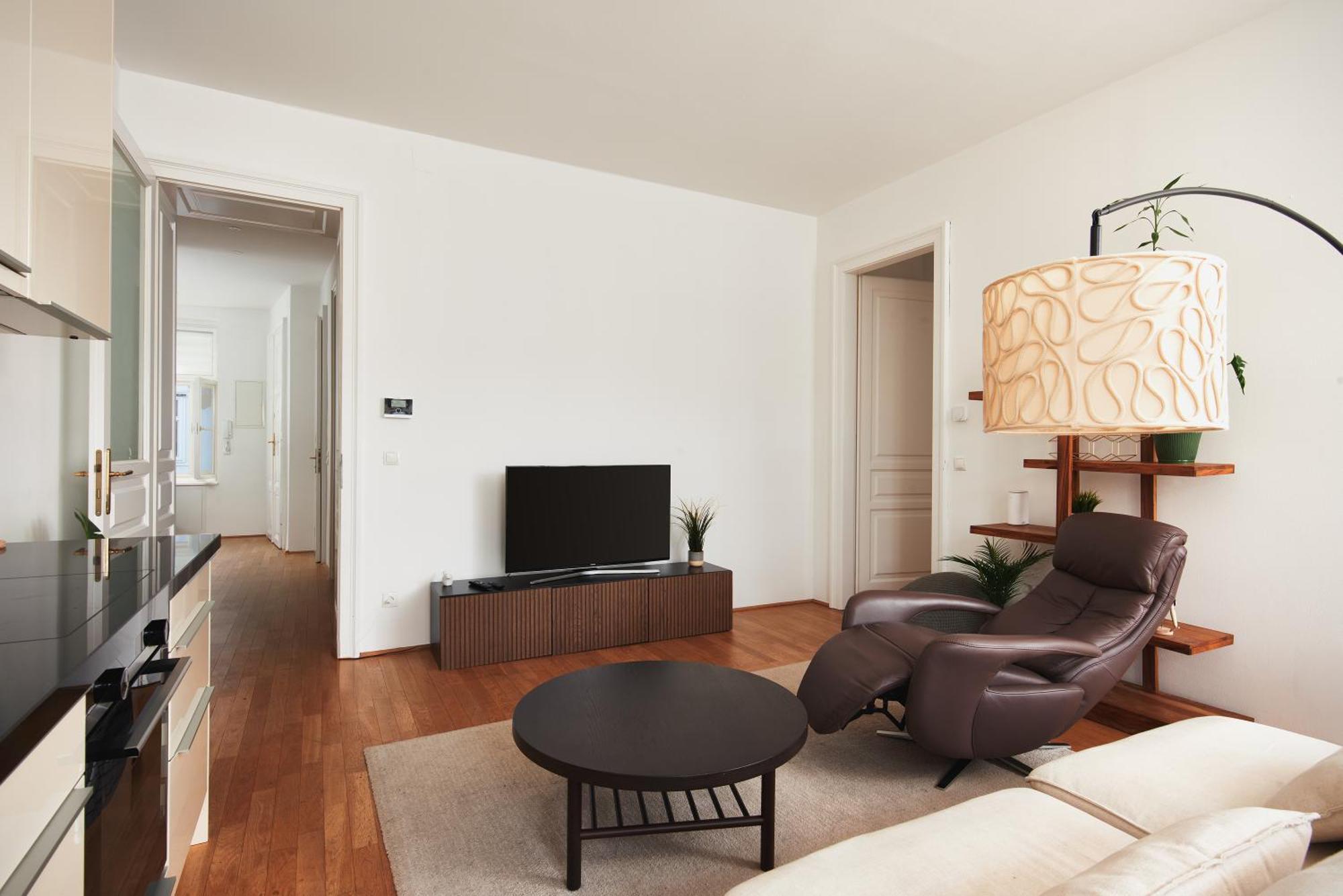 Stylish Designer Apartment At The Center Of Vienna Naschmarkt Viena Exterior foto